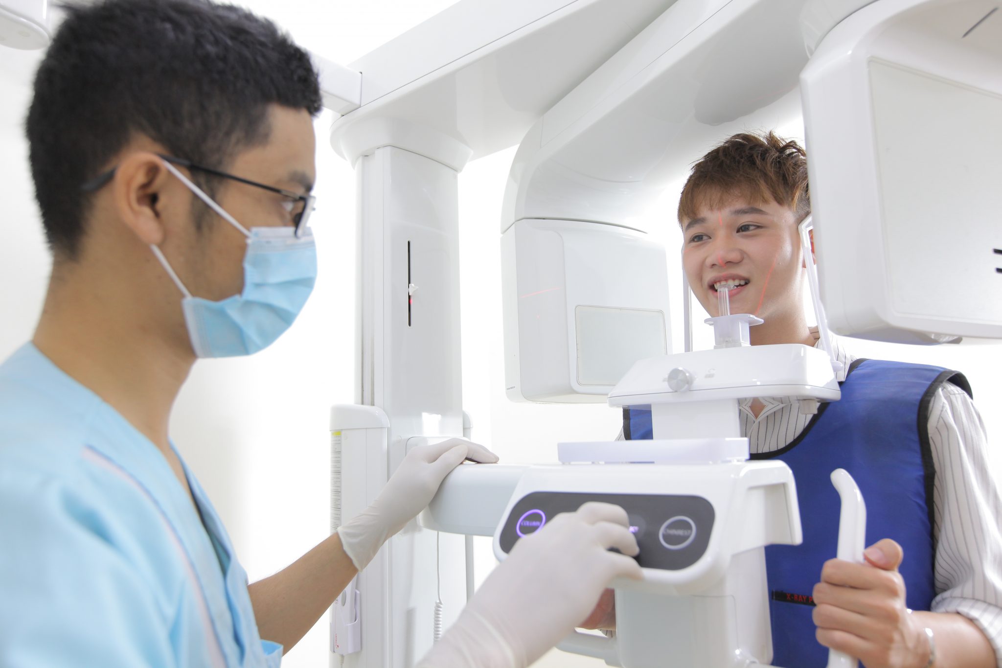 Máy X quang Panorex được ứng dụng trong cấy răng implant, niềng răng, phẫu thuật hàm