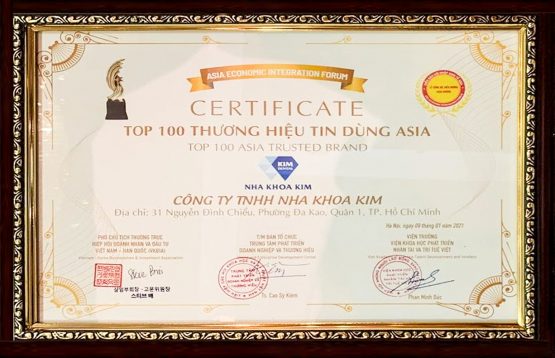 Nha khoa Kim lừa đảo