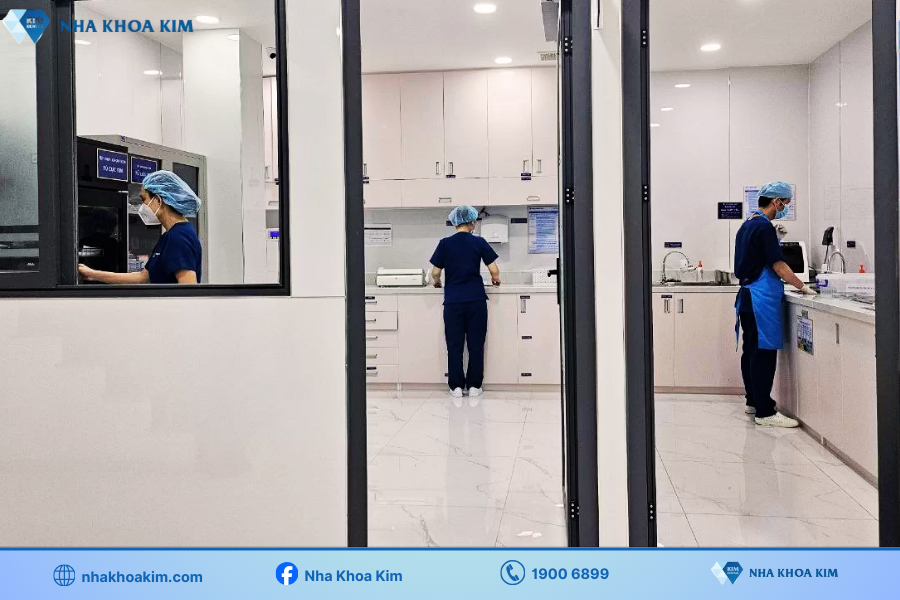 Phòng vô trùng thông minh 1 chiều 8 bước tại Nha Khoa Kim quận 3