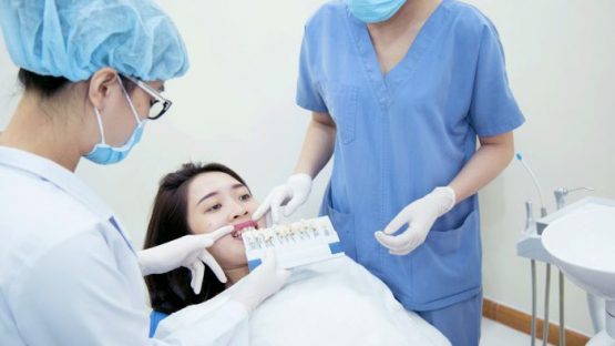 Tẩy trắng răng ở Hà Nội – “Thay áo mới” cho hàm răng xỉn màu