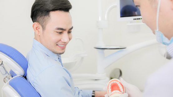 Trám răng composite – Giải pháp tái tạo răng Nhanh & An toàn