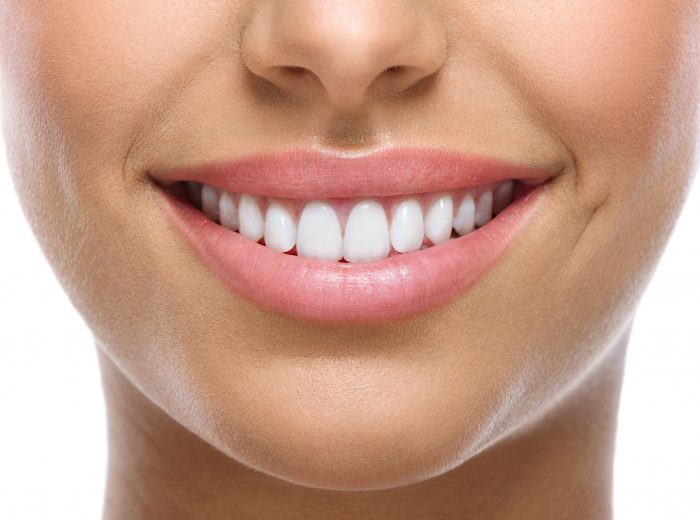 Tẩy trắng răng ở Hà Nội – Địa chỉ nào uy tín, thực hiện an toàn? Tẩy trắng răng ở Hà Nội – Địa chỉ nào uy tín, thực hiện an toàn?