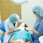 Cạo vôi răng và tẩy trắng răng cùng lúc có được không? Cạo vôi răng và tẩy trắng răng cùng lúc có được không?