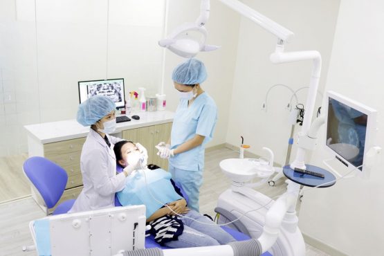 Thuế VAT dịch vụ nha khoa: Đề xuất từ 10% sang không chịu thuế