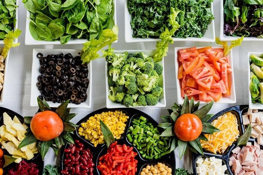 Ăn nhiều rau củ và hạn chế các loại thức ăn có phẩm màu