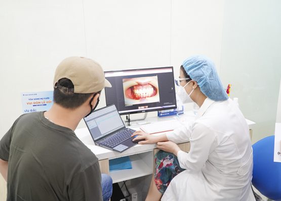 Răng sứ thẩm mỹ cho nụ cười rạng rỡ, cuộc đời lên hương