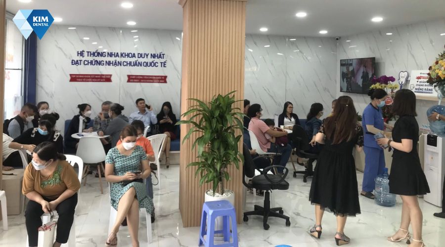 Khai trương Nha Khoa Kim Q12