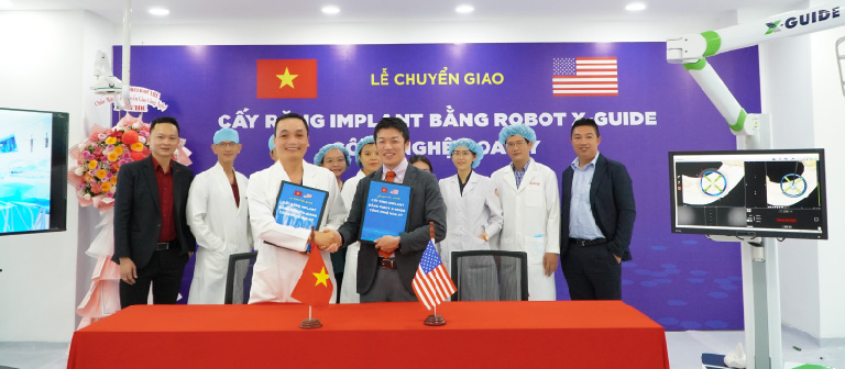 Nha Khoa Kim đầu tư Robot X-guide cấy ghép Implant công nghệ Hoa Kỳ