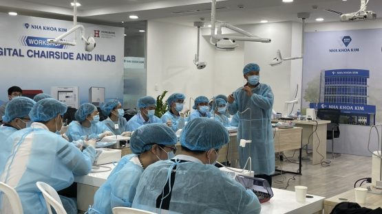 Đào tạo cấy ghép Implant nội bộ tại Nha Khoa Kim với ĐH Y Dược Cần Thơ