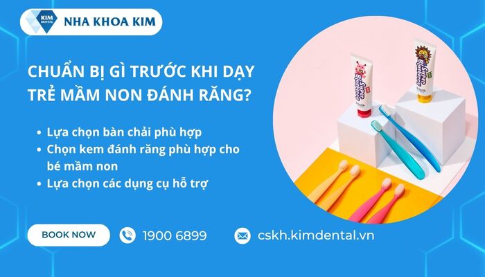 chuẩn bị dụng cụ trước khi dạy trẻ mầm non đánh răng
