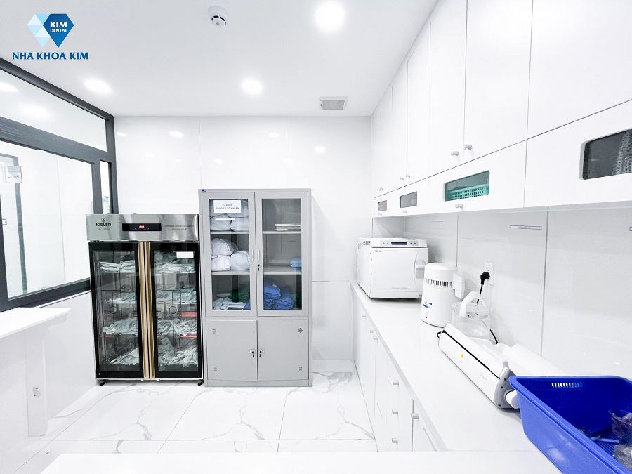 Phòng khám đầu tư hệ thống thanh trùng 1 chiều hiện đại